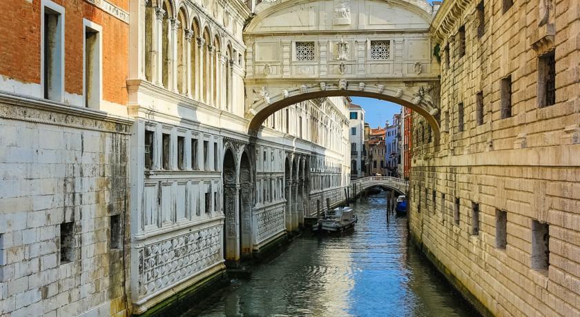 Lanterna Di Marco Polo Bed & Breakfast Venice Exterior photo