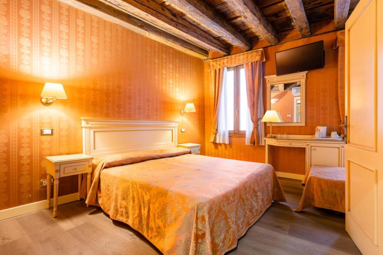 Lanterna Di Marco Polo Bed & Breakfast Venice Exterior photo